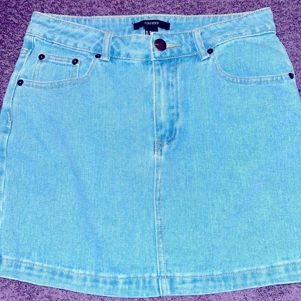$11 Forever 21 mini skirt size medium light jeans blue
